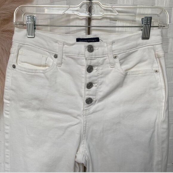 Banana Republic High Rise Skinny Fray White Jeans Size 26 / 2 - Picture 3 of 5